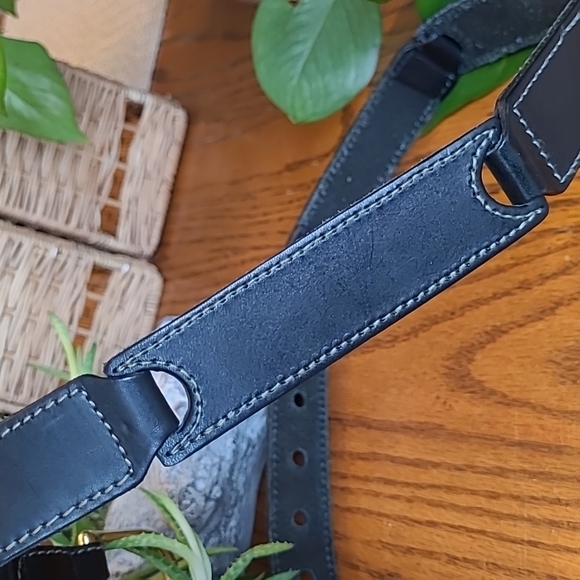 Fossil Black Bridle Leather Belt Gold Tone Hardware M - Picture 3 of 5